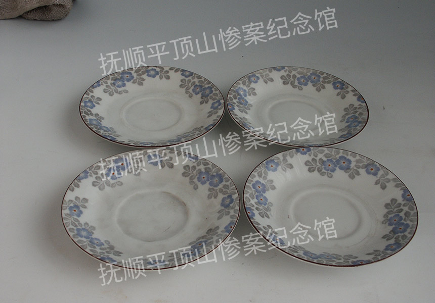 总475-二十世纪贴花瓷盘.jpg