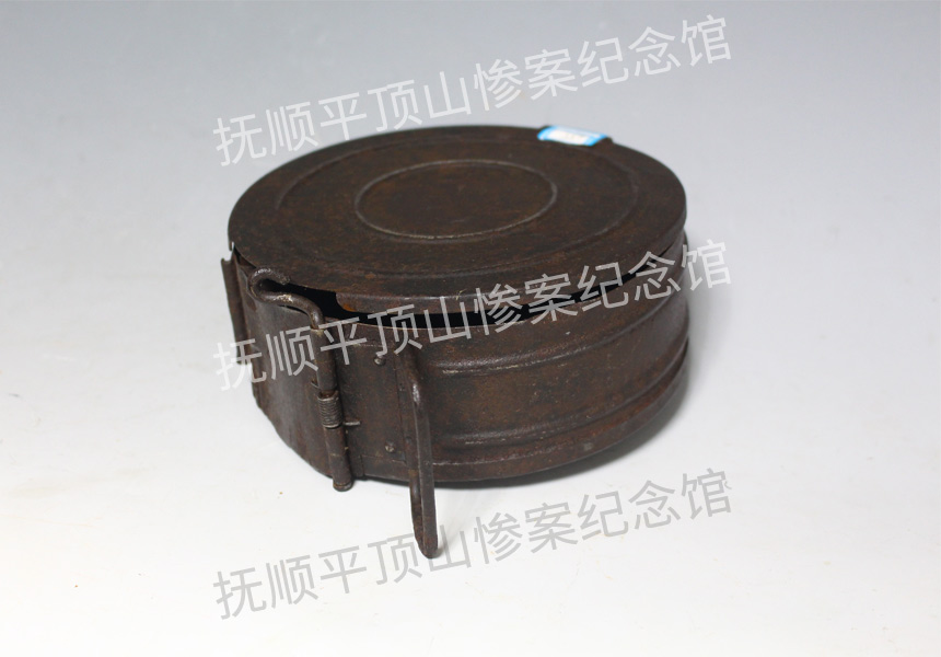 总655-苏联波波沙冲锋枪（PPsh41冲锋枪）弹鼓.JPG